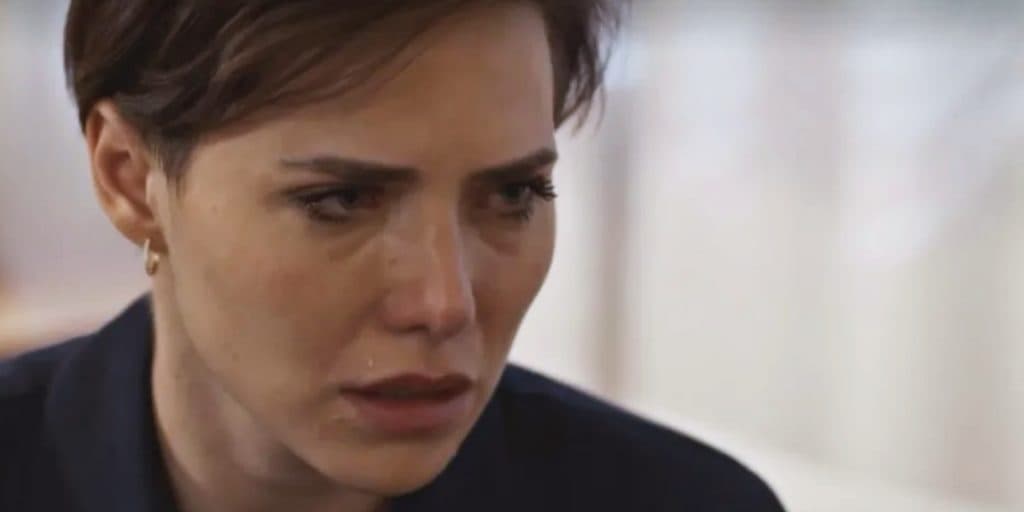 Todas as Flores - Após jogar a irmã em trabalho escravo, Vanessa faz descoberta chocante: "Grávida"