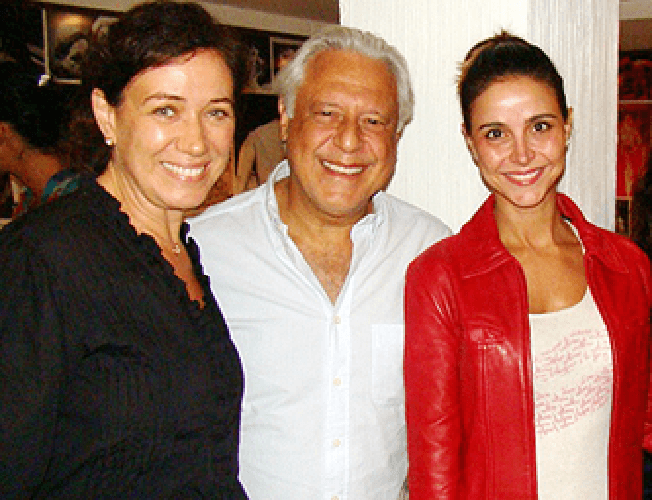 Lilia Cabral, Antônio Fagundes e esposa do ator (Foto: Divulgação) Lilia Cabral, Antônio Fagundes e esposa do ator (Foto: Divulgação)