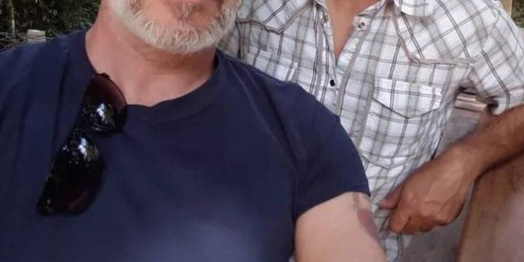 Galã de 50 anos da Globo saiu do armário, assumiu marido e agora revela sobre adoção de uma criança