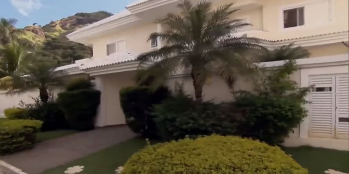 Silas Malafaia mostrou sua mansão impressionante na TV (Reprodução - SBT)