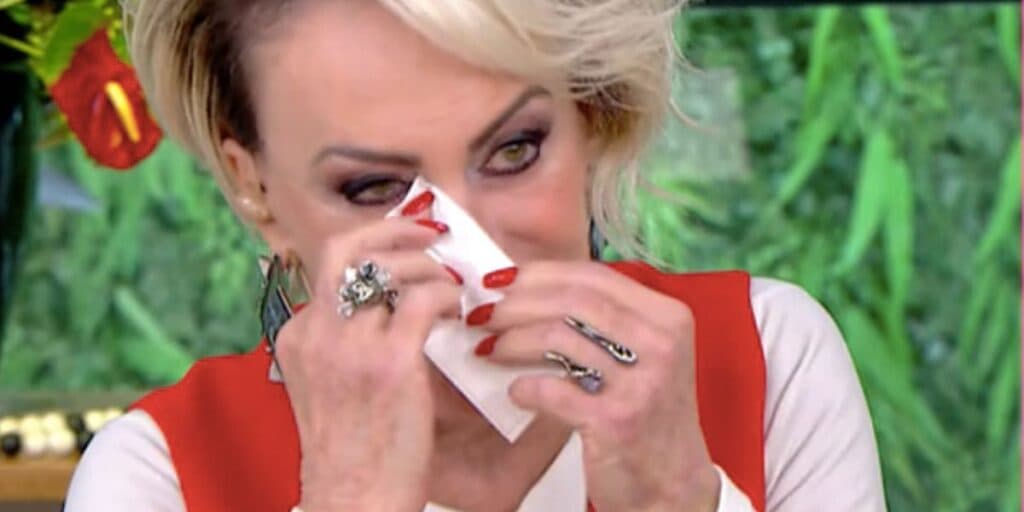 Ana Maria Braga se emociona em despedida da Globo e lida com saída oficial da emissora em outubro