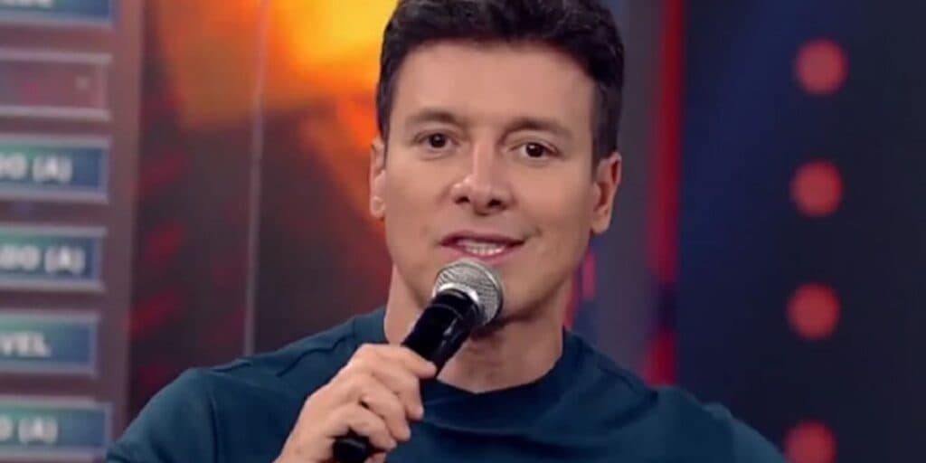 A coragem de Rodrigo Faro ao anunciar saída da emissora e ouvir absurdo de chefões: "Nunca mais pisa aqui"