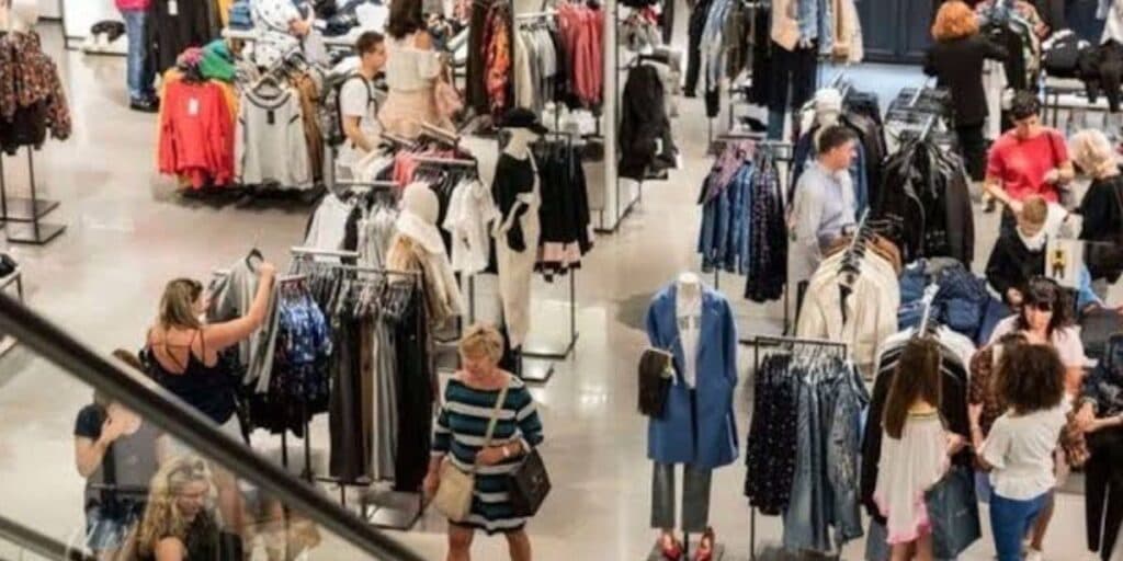 R$461 milhões em dívida e 91 lojas fechadas: A triste situação de uma das maiores do varejo no Brasil