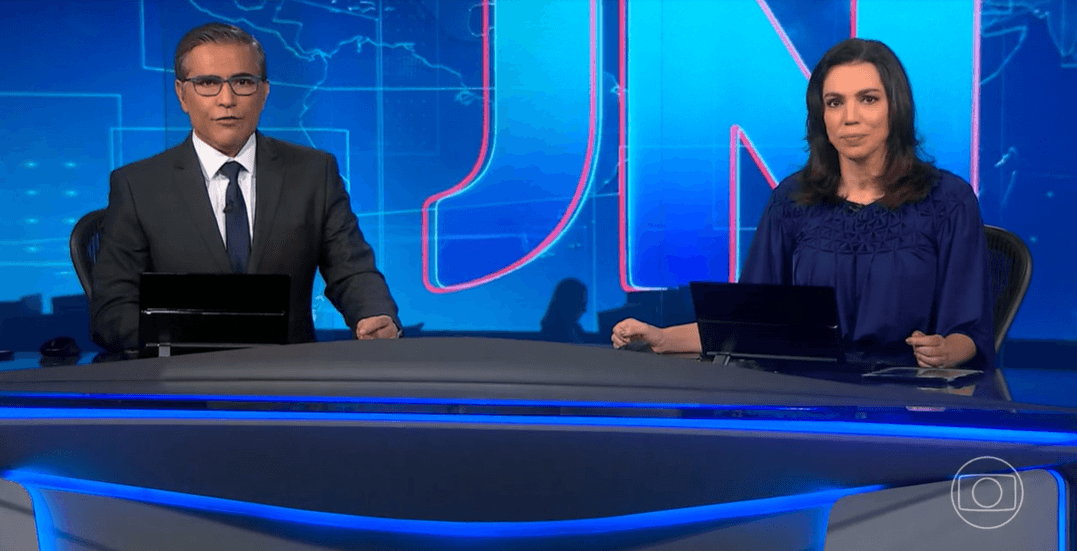 Helter Duarte e Ana Paula Araújo comandaram o Jornal Nacional (Foto: Reprodução/ Globo) Helter Duarte e Ana Paula Araújo comandaram o Jornal Nacional (Foto: Reprodução/ Globo)