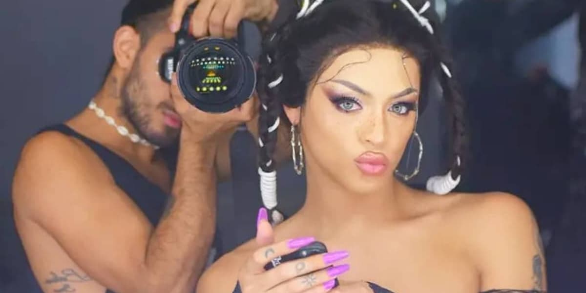 ErnnaCost já fez muitos trabalhos com Pabllo Vittar (Foto: Reprodução/Instagram) ErnnaCost já fez muitos trabalhos com Pabllo Vittar (Foto: Reprodução/Instagram)