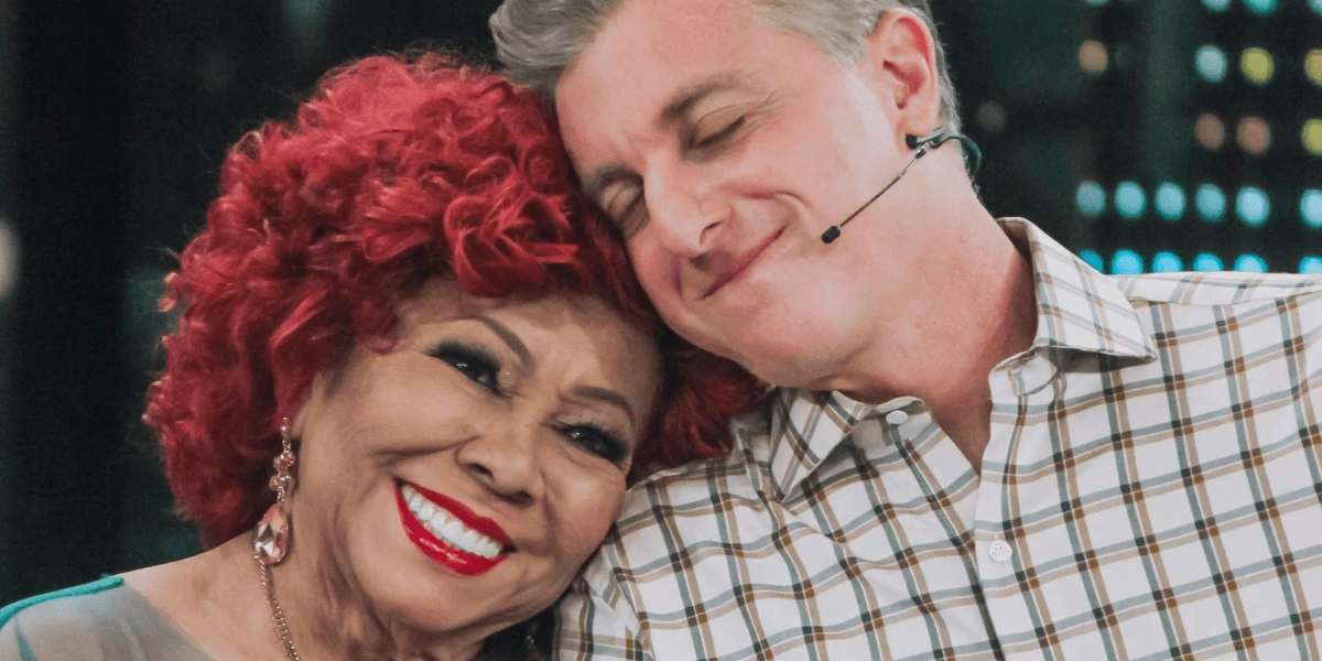 Luciano Huck e Alcione (Reprodução/Internet) Luciano Huck e Alcione (Reprodução/Internet)