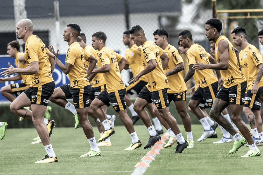Time do Santos treinando (Foto: Reprodução/ Internet) Time do Santos treinando (Foto: Reprodução/ Internet)