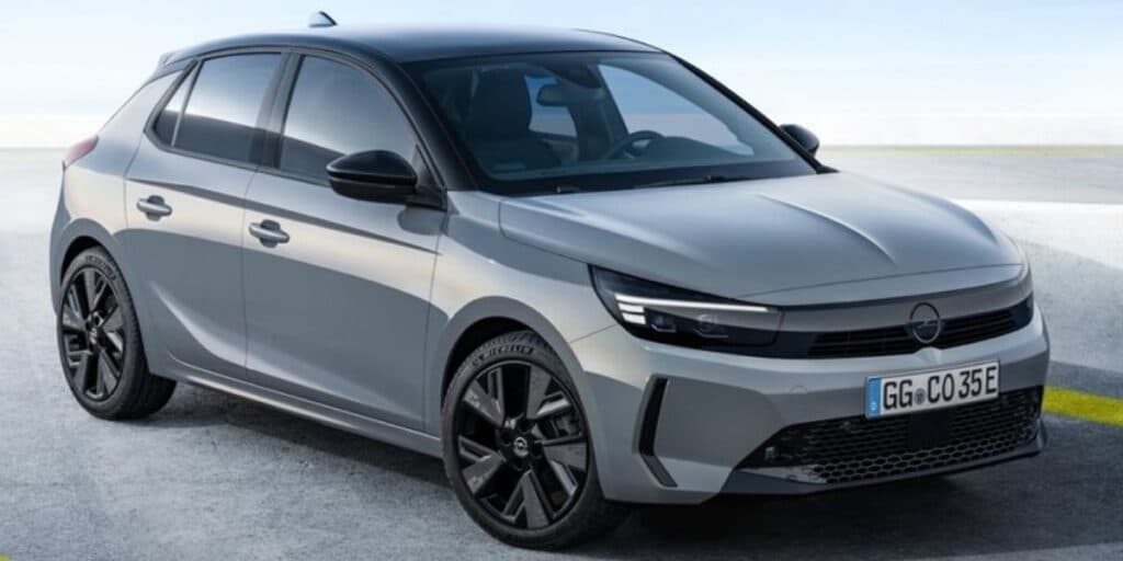 Novo Corsa deixou de ser um carro popular e passou a ser considerado premium (Reprodução: Internet) Novo Corsa deixou de ser um carro popular e passou a ser considerado premium (Reprodução: Internet)