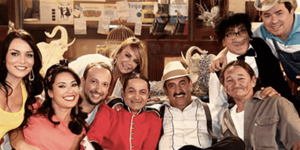 Elenco do Programa do Ratinho do SBT (Foto: Reprodução / Instagram) Elenco do Programa do Ratinho do SBT (Foto: Reprodução / Instagram)