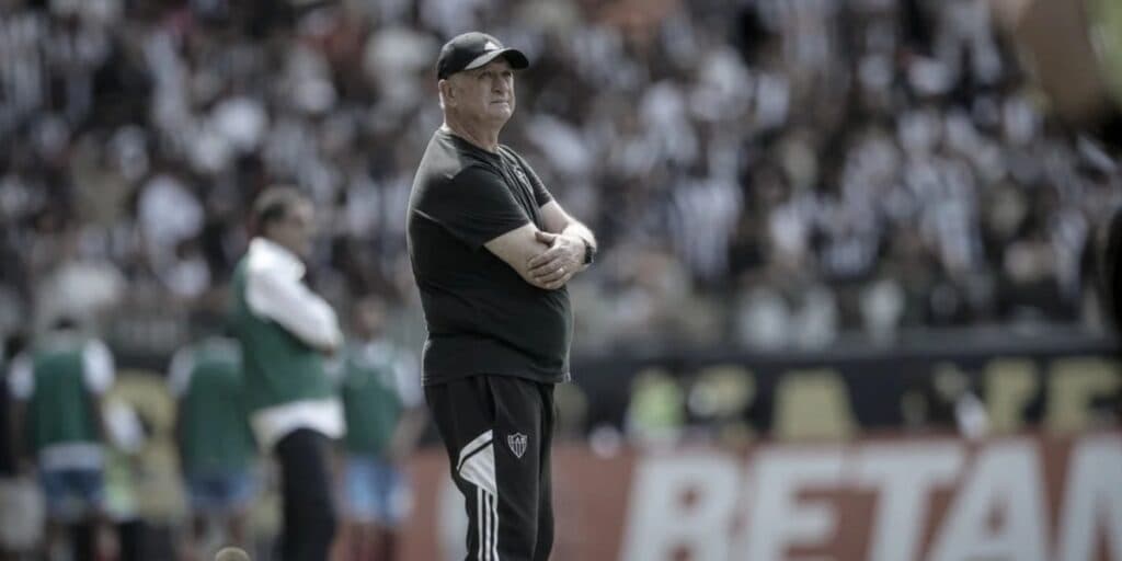 De rival do Brasileirão ao Atlético-MG: Felipão arma chegada de artilheiro para dupla matadora com Hulk