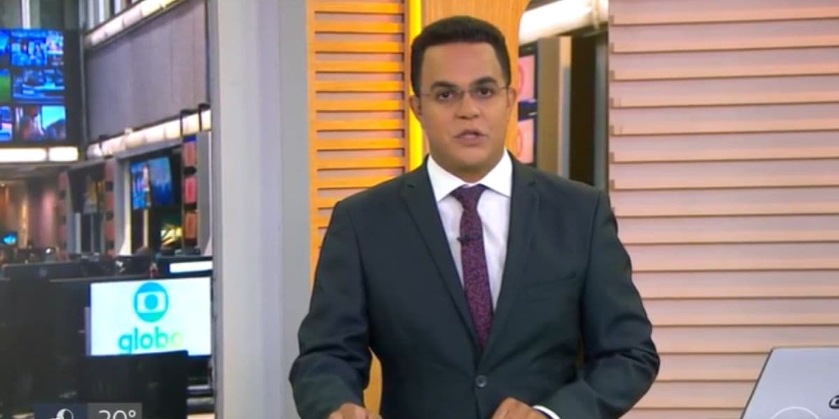 Marcelo Pereira assumiu o Hora 1 na ausência de Kovalick (Reprodução: Globo) Marcelo Pereira assumiu o Hora 1 na ausência de Kovalick (Reprodução: Globo)