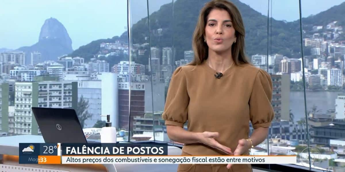 Mariana Gross comanda todas as tardes o 'RJ1' (Reprodução: Globo)