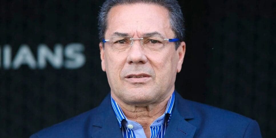 É oficial: Luxemburgo ressurge após 11 meses da demissão do Corinthians e assina contrato gigantesco