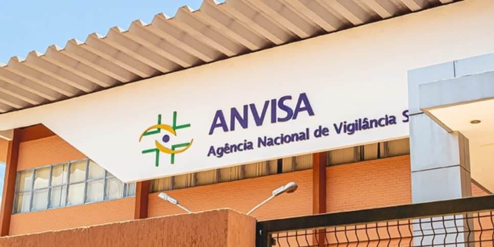 O decreto da ANVISA contra 2 marcas de leite famosas - (Foto: Reprodução / Internet) O decreto da ANVISA contra 2 marcas de leite famosas - (Foto: Reprodução / Internet)