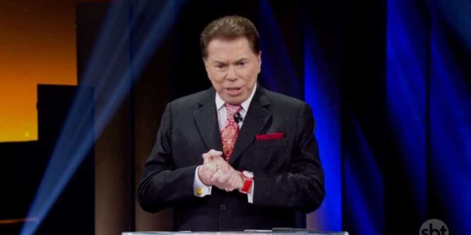 Filhas de Silvio Santos baixam vidro em saída de sepultamento e surpreendem com atitude