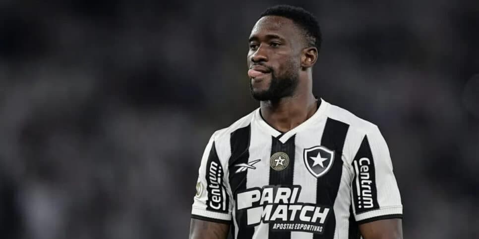 Bastos craque de futebol do Botafogo (Foto: Thiago Ribeiro/AGIF) Bastos craque de futebol do Botafogo (Foto: Thiago Ribeiro/AGIF)