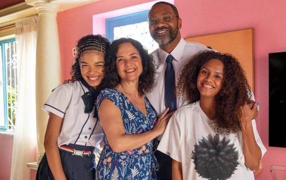 http://tvfoco.uai.com.br/wp-content/uploads/2015/05/Daniela-Mercury.jpg http://tvfoco.uai.com.br/wp-content/uploads/2015/05/Daniela-Mercury.jpg