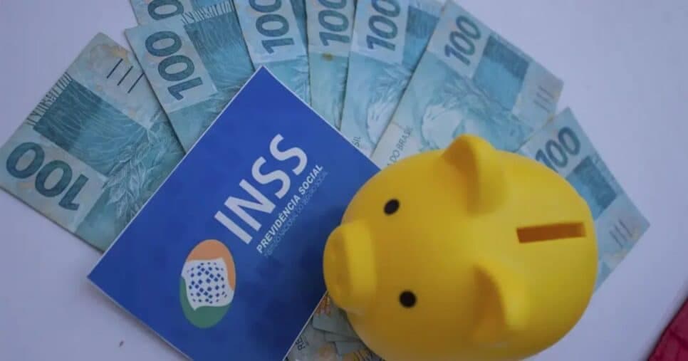 Mais de R$ 1,5 mil: Reajuste no piso do INSS em 2025 traz aumento em aposentadorias, pensões, BPC e mais