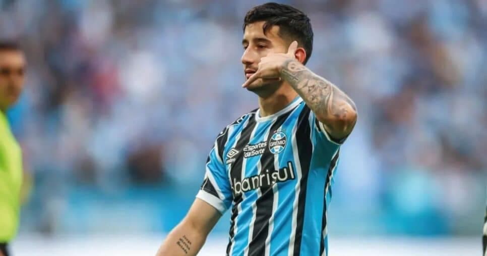 Villasanti no Grêmio (Reprodução - Internet) Villasanti no Grêmio (Reprodução - Internet)