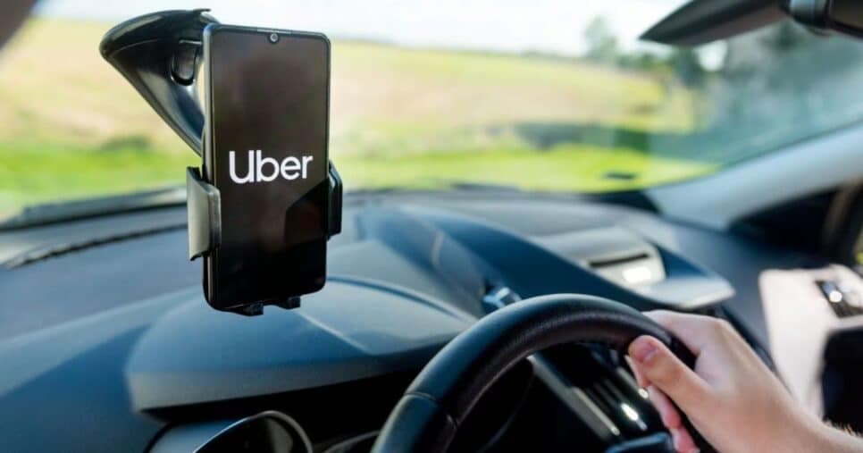 Adeus, tarifa dinâmica: 6 passos para despencar o valor de corridas na Uber e salvar o bolso em 2025