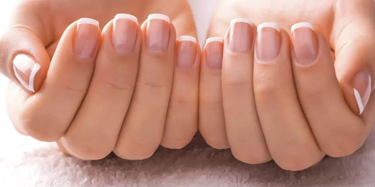Deixe as unhas compridas e fortes (Reprodução: Internet) Deixe as unhas compridas e fortes (Reprodução: Internet)