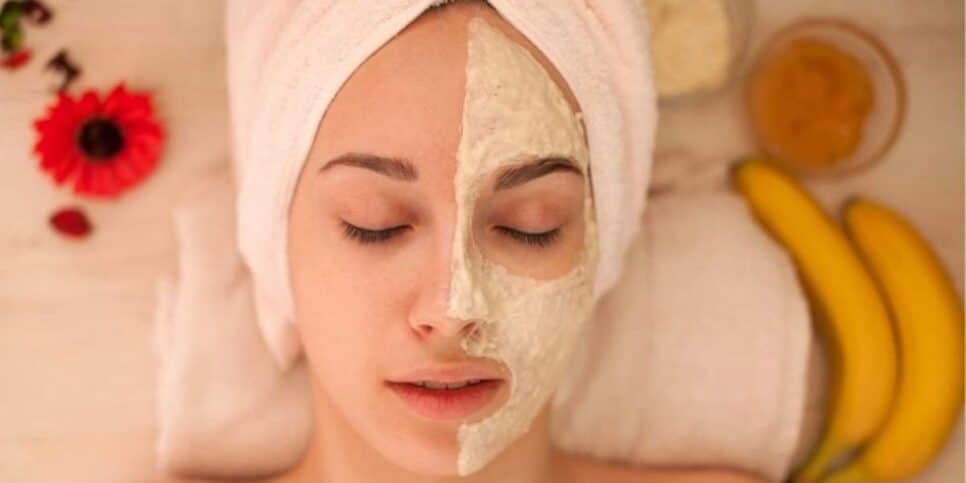 Máscara facial com banana para acabar com as rugas (Reprodução: Canva) Máscara facial com banana para acabar com as rugas (Reprodução: Canva)