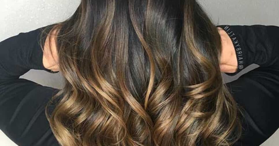 Cabelo escuro com mechas claras (Foto: Divulgação) Cabelo escuro com mechas claras (Foto: Divulgação)
