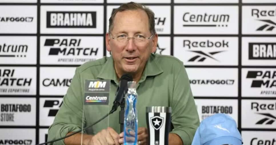 R$ 225M e adeus Botafogo: Textor aceita saída e craque se despede do Glorioso
