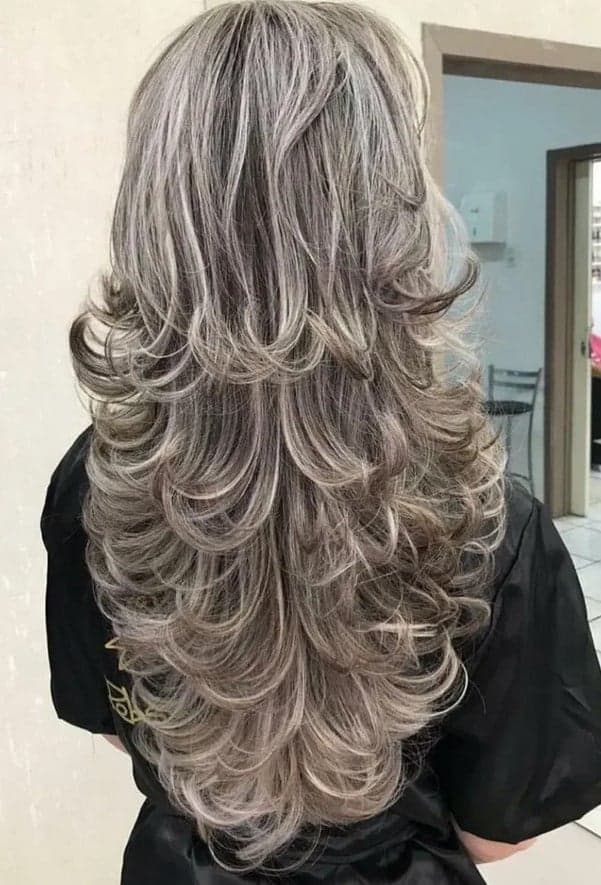 Corte em camadas longas (Foto: Reprodução / Pinterest) Corte em camadas longas (Foto: Reprodução / Pinterest)