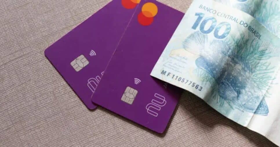 Nubank informa suspensão de serviço de saques nesses terminais em país hoje 18/3
