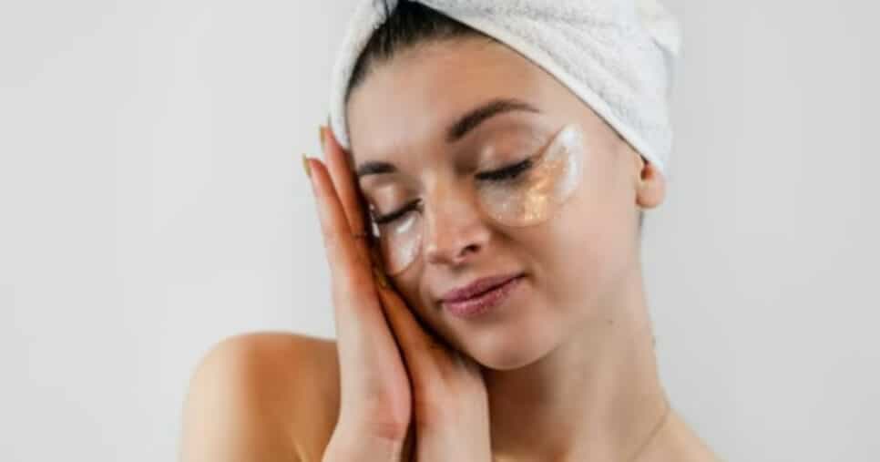 Veja como deixar a sua pele impecável usando patches (Foto: Freepik) Veja como deixar a sua pele impecável usando patches (Foto: Freepik)