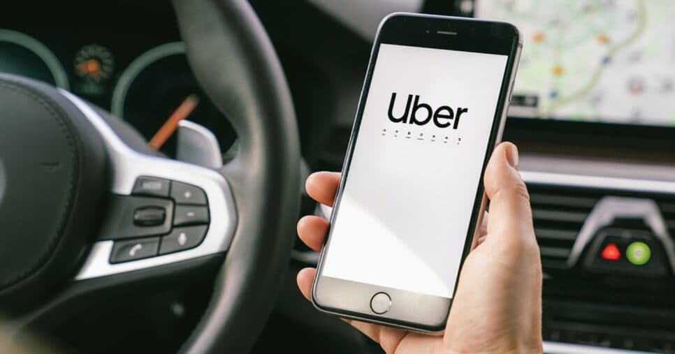 Uber tem realmente limite de 3 ou 4 passageiros? Regra oficial do app confirma a verdade