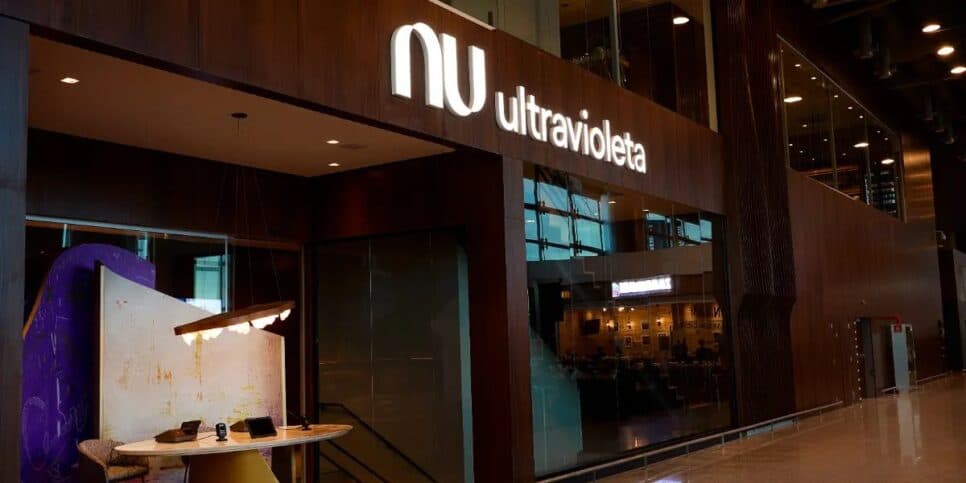 Nu Ultravioleta é a sala exclusiva aos clientes no aeroporto de Guarulhos (Reprodução: Divulgação) Nu Ultravioleta é a sala exclusiva aos clientes no aeroporto de Guarulhos (Reprodução: Divulgação)