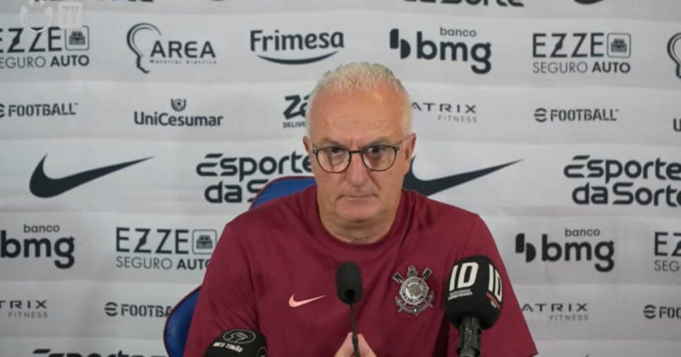 Expulsão autorizada por Dorival Jr.: Corinthians vai mandar atacantes embora em 2025