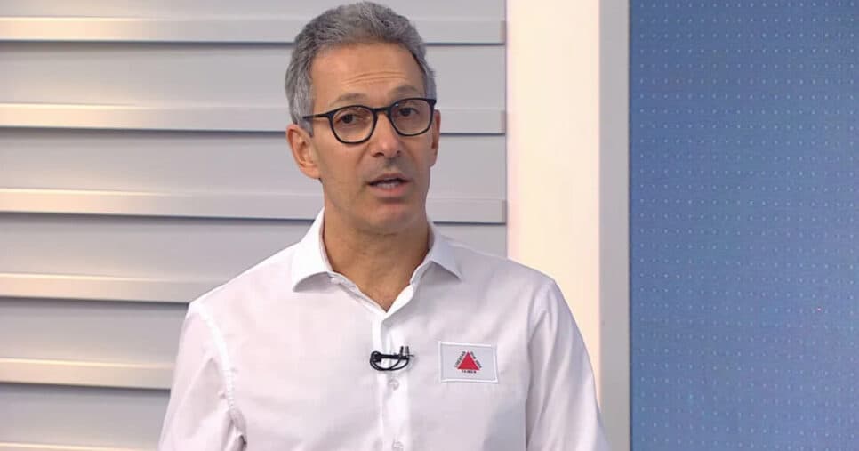 Zema ciente: Cidade de MG informa fechamento de todas as lojas em 2 datas de dezembro