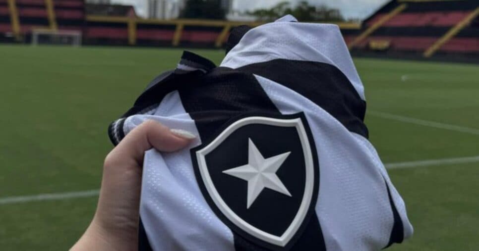 Botafogo negocia novo goleiro como 1º reforço de julho na era Franclim Carvalho
