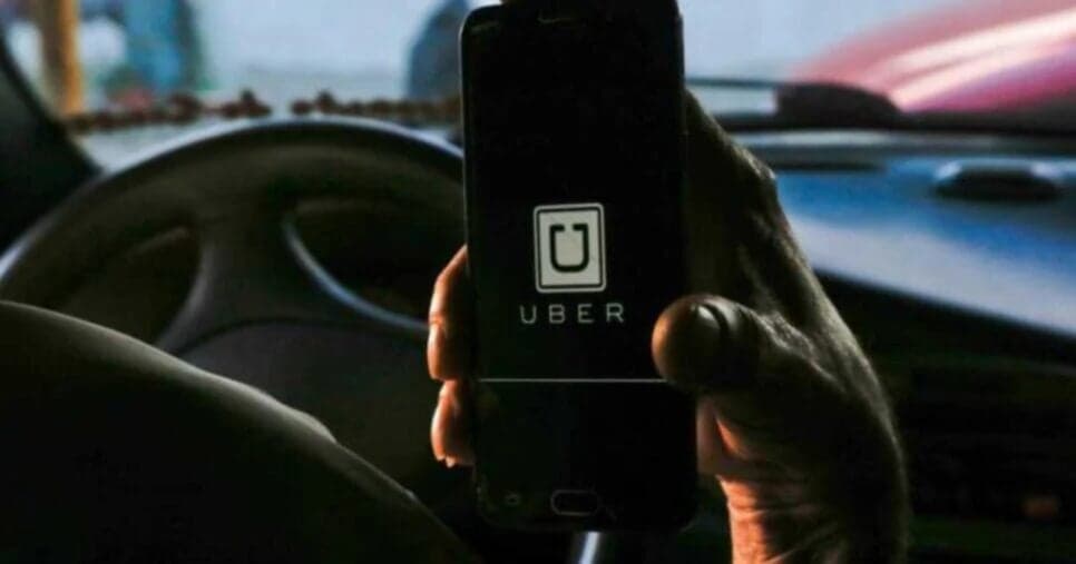 6 dicas impecáveis para pagar mais barato nas corridas da Uber e economizar neste início de 2026