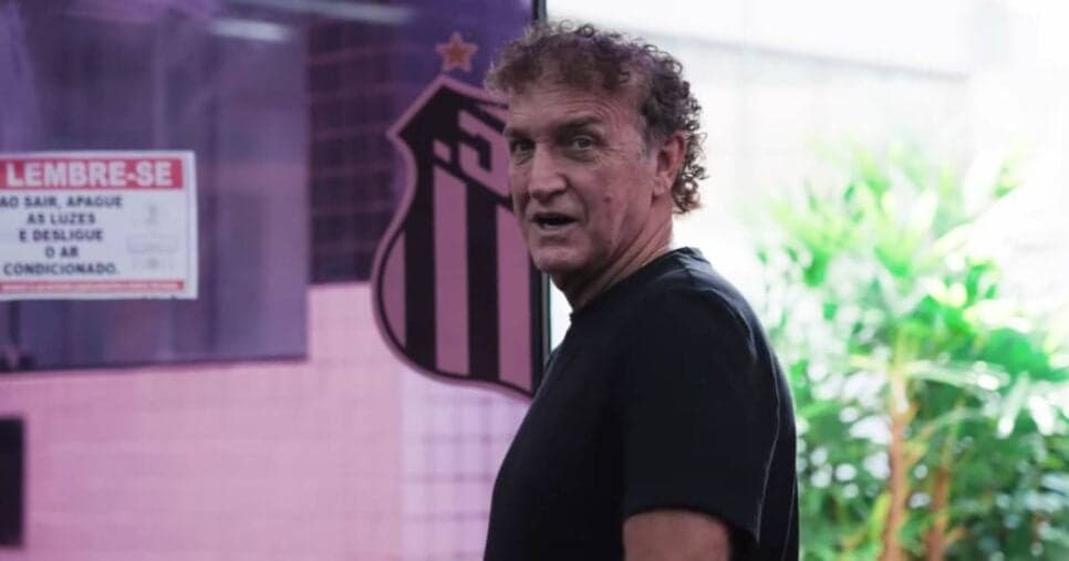 Cuca, treinador do Santos (Foto: Reprodução/YouTube) Cuca, treinador do Santos (Foto: Reprodução/YouTube)