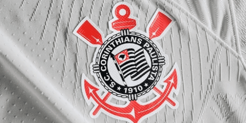R$100 milhões: Corinthians negocia venda de titular de Diniz para vestir vermelho em 2026