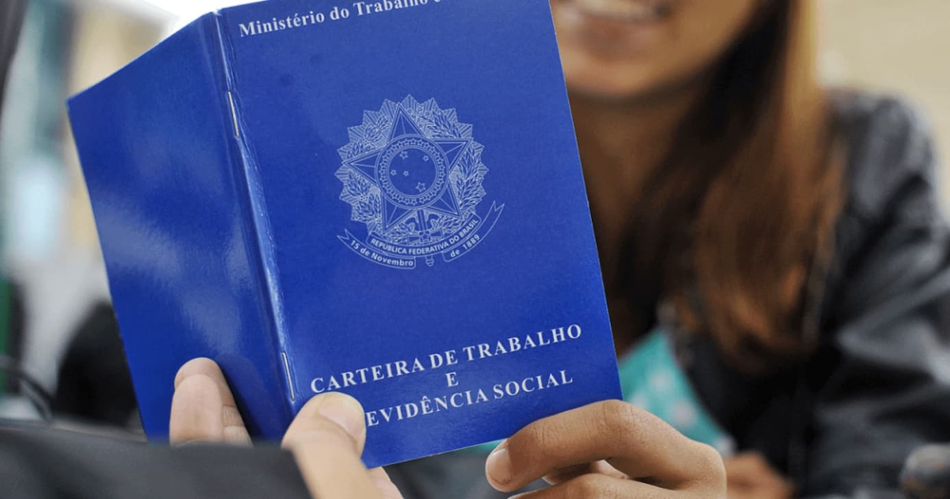 Alerta aos CLTs: 2 descontos que são permitidos no salário por lei