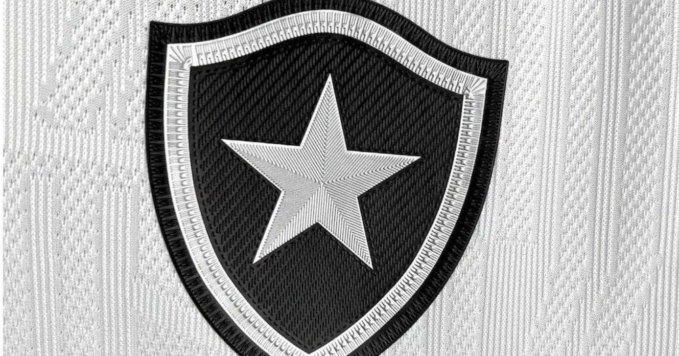 Botafogo tem negociação por meia de R$22 milhões