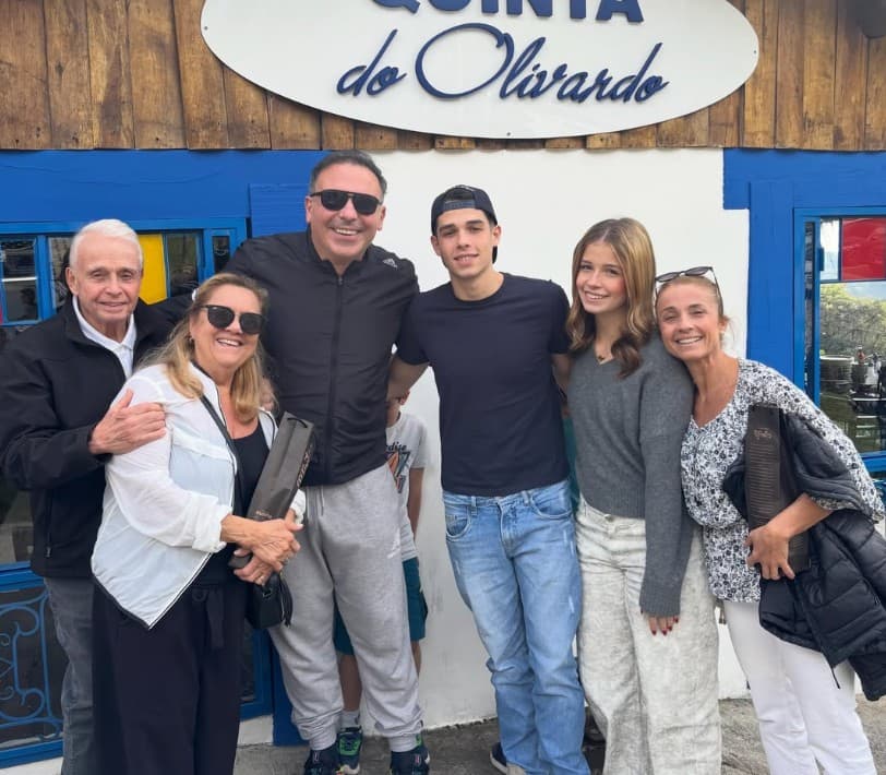 Reinaldo Gottino com a família (Foto: Reprodução/ Internet)