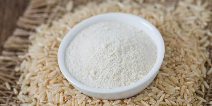 Farinha de arroz para ajudar a alisar o cabelo (Reprodução: Internet) Farinha de arroz para ajudar a alisar o cabelo (Reprodução: Internet)