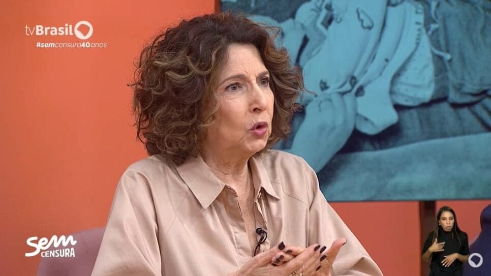 Malu Valle conta sobre hora da morte e recado deixado pelo comediante (Foto: Reprodução/ Sem Censura/ TV Brasil) Malu Valle conta sobre hora da morte e recado deixado pelo comediante (Foto: Reprodução/ Sem Censura/ TV Brasil)