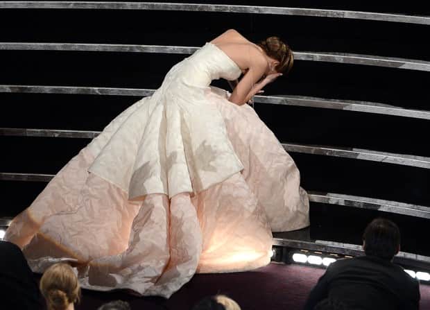 queda-oscar-jennifer-lawrence queda-oscar-jennifer-lawrence