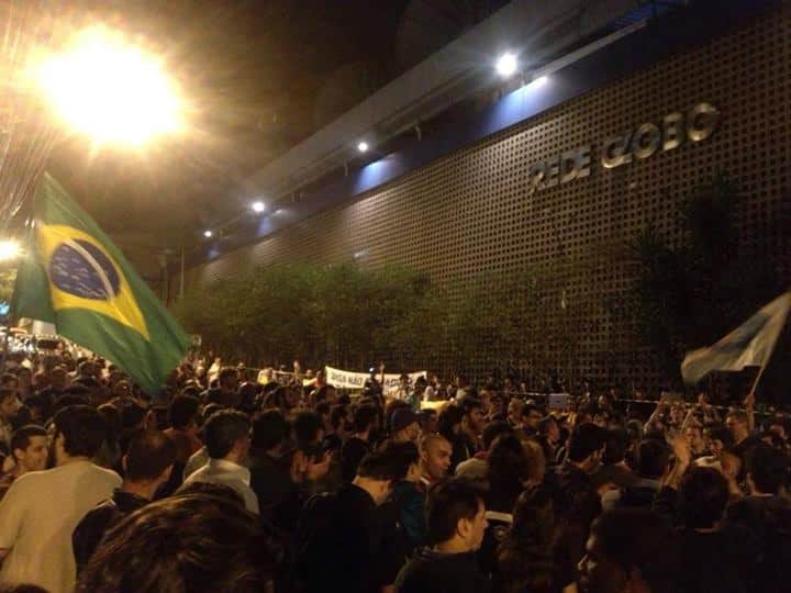 dE4q7I4 dE4q7I4