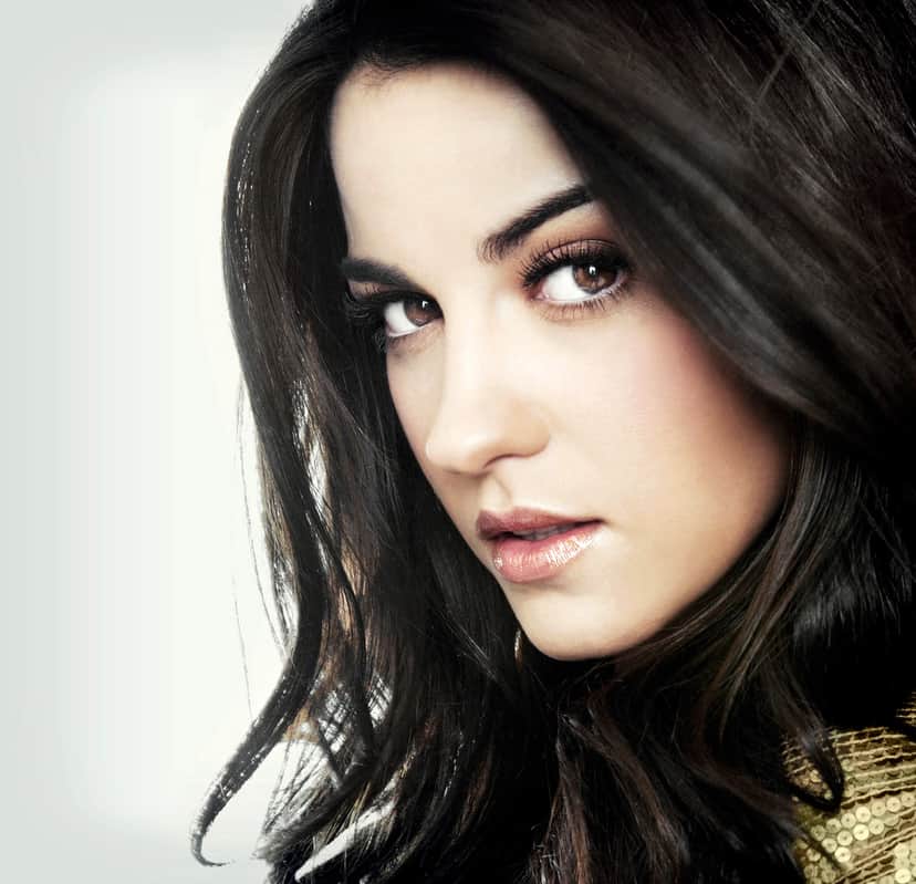 PEDRO-LUJ-N-VALES-PHOTOSHOOT-maite-perroni-beorlegui-33525705-1243-1200 PEDRO-LUJ-N-VALES-PHOTOSHOOT-maite-perroni-beorlegui-33525705-1243-1200