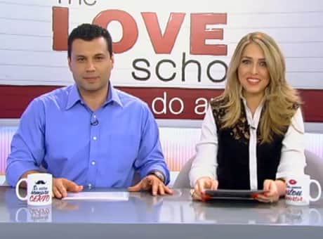 Renato e Christiane Cardoso comandam o programa Renato e Christiane Cardoso comandam o programa