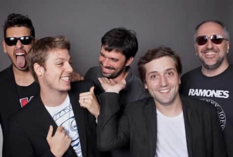 Grupo que é sucesso na internet está 'em alta"! Grupo que é sucesso na internet está 'em alta"!
