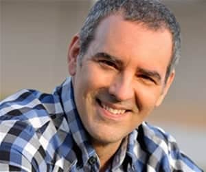 O ator Floriano Peixoto deixa a Record após dez anos e migra para Globo onde participará de uma série (Imagem: Divulgação) O ator Floriano Peixoto deixa a Record após dez anos e migra para Globo onde participará de uma série (Imagem: Divulgação)